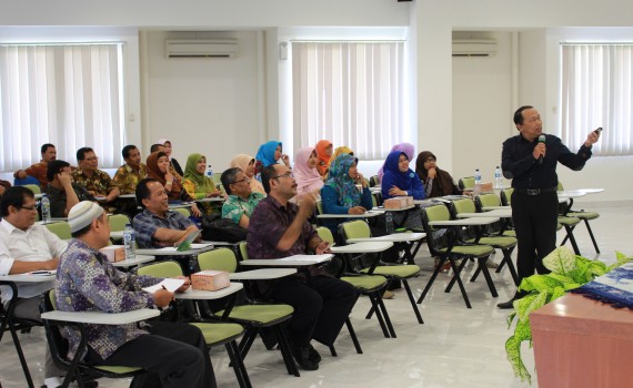 FOTO WORKSHOP PELAYANAN PRIMA 60